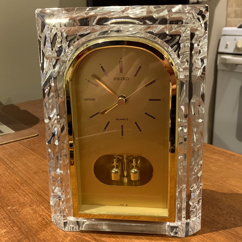 Seiko Crystal Desk Clock